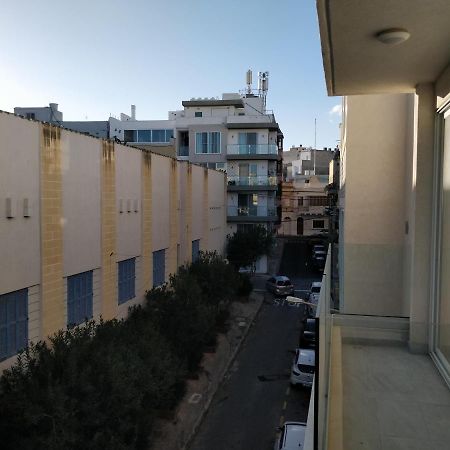 Ideal Location, Stylish 1Br Apartment With Free Parking Сліма Екстер'єр фото