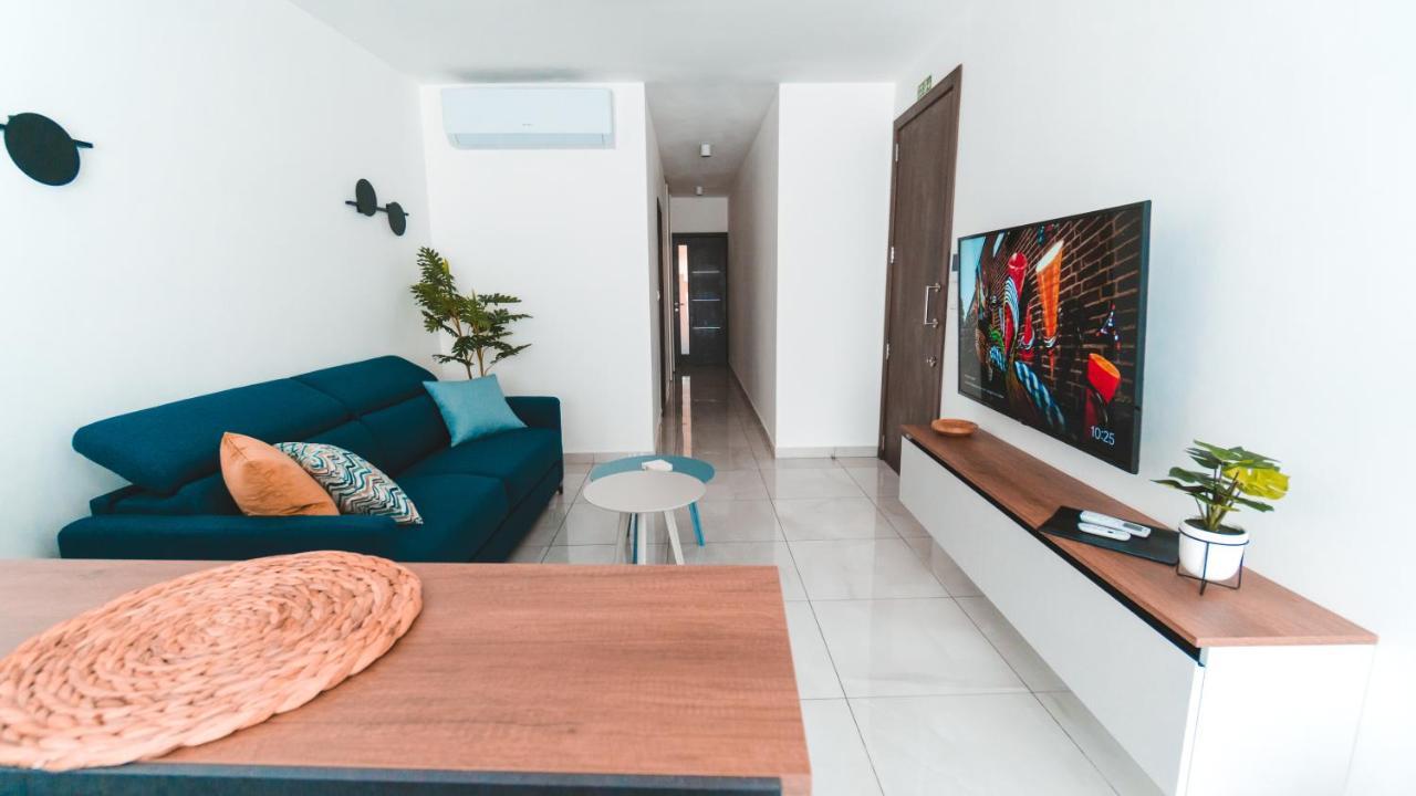 Ideal Location, Stylish 1Br Apartment With Free Parking Сліма Екстер'єр фото