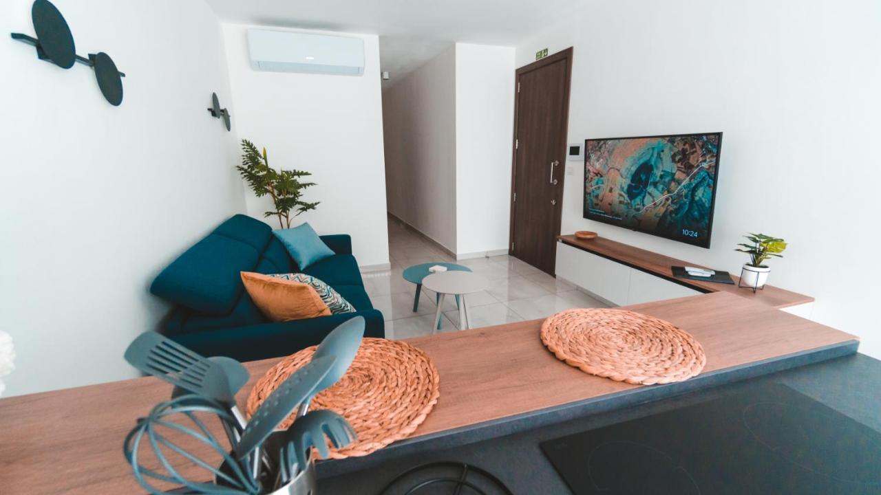Ideal Location, Stylish 1Br Apartment With Free Parking Сліма Екстер'єр фото