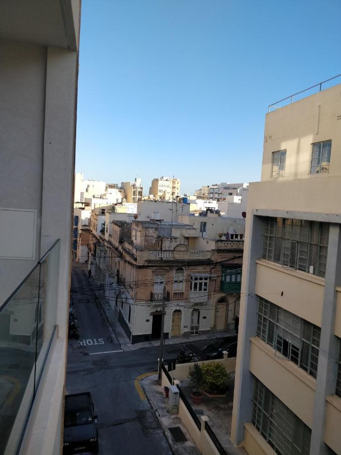 Ideal Location, Stylish 1Br Apartment With Free Parking Сліма Екстер'єр фото
